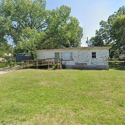 135 Cinda Ave, Osceola, MO 64776