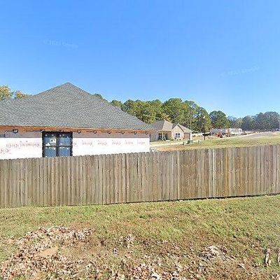 135 Harbor Cir, Russellville, AR 72802