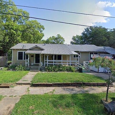 1398 W Austin St, Paris, TX 75460