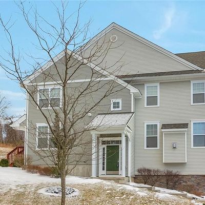 1402 Hawthorn Way, New Windsor, NY 12553