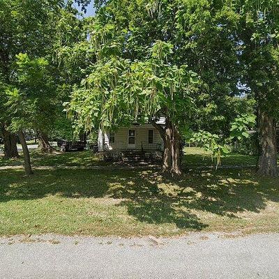 126 Locust St, Wellsville, KS 66092