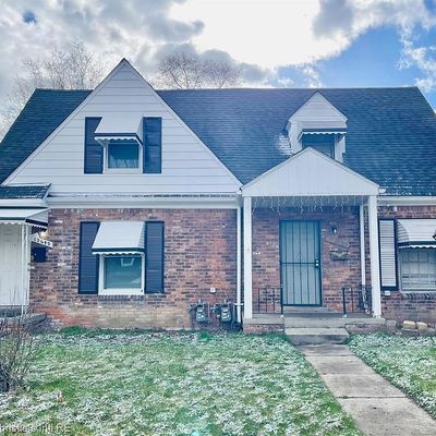 12636 Kelly Rd, Detroit, MI 48224