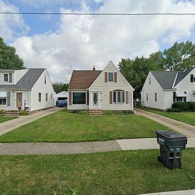 12709 Oakview Blvd, Cleveland, OH 44125