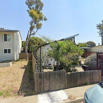 1618 Kenneth St, Seaside, CA 93955