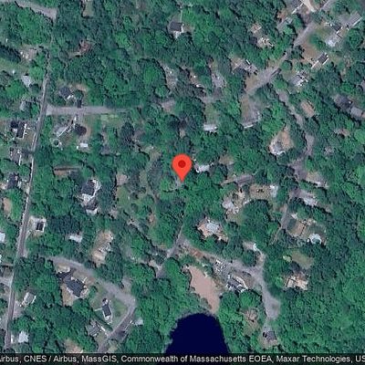 18 Kennedy Pkwy, Plymouth, MA 02360