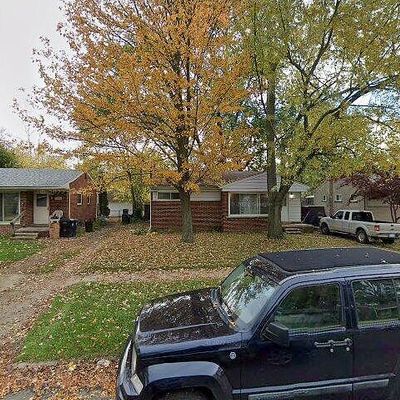 18736 Woodworth, Redford, MI 48240