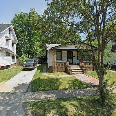 15707 Grovewood Ave, Cleveland, OH 44110