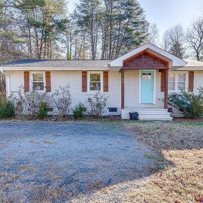 205 W Simmons St, Landrum, SC 29356