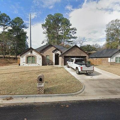 217 Donna Dr, Tyler, TX 75702