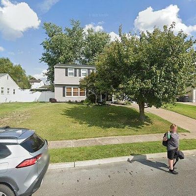 19 Grant Dr, Clementon, NJ 08021