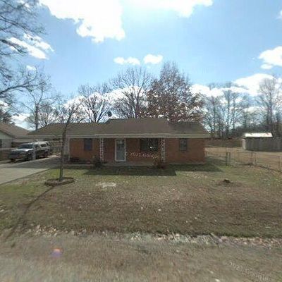 2013 Maple St, Des Arc, AR 72040