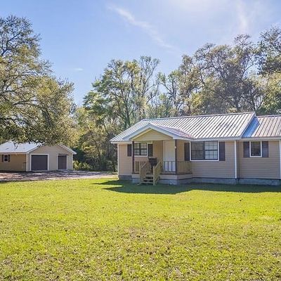 261 River Rd, Lakeland, GA 31635