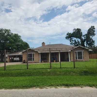 418 W Nelda Rd, Houston, TX 77037