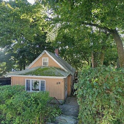 38 Chauncey St, West Haven, CT 06516