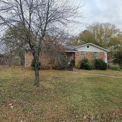 511 Lee Ave, Piggott, AR 72454