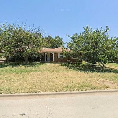 541 Cherry St, Baird, TX 79504