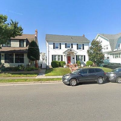 5603 Ventnor Ave, Ventnor City, NJ 08406