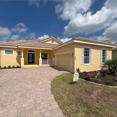 455 Venetian Villa Dr, New Smyrna Beach, FL 32168