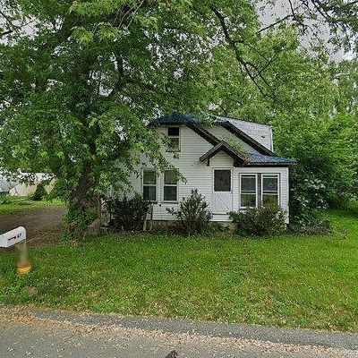 47 Lawn Ave, Rockland, ME 04841