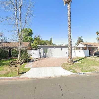 6711 Densmore Ave, Van Nuys, CA 91406