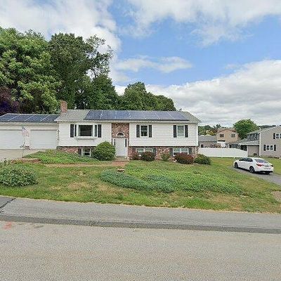 7 Auburn Hill Rd, Auburn, MA 01501