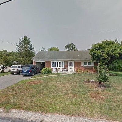 60 S Pearl St, Mountville, PA 17554