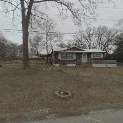 718 Sunset Dr, Thayer, MO 65791