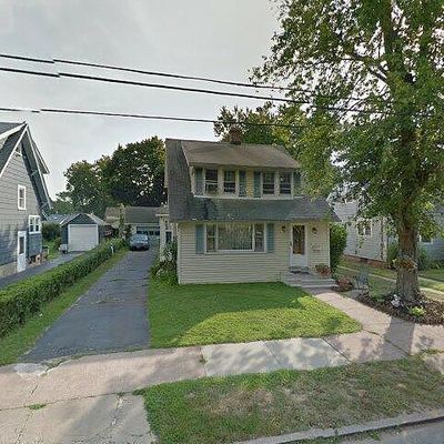 72 Francis St, East Haven, CT 06512