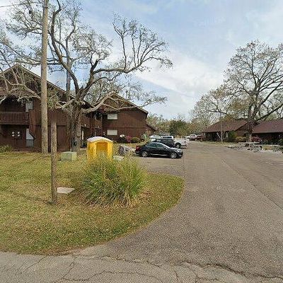 120 Molokai Vlg, Diamondhead, MS 39525