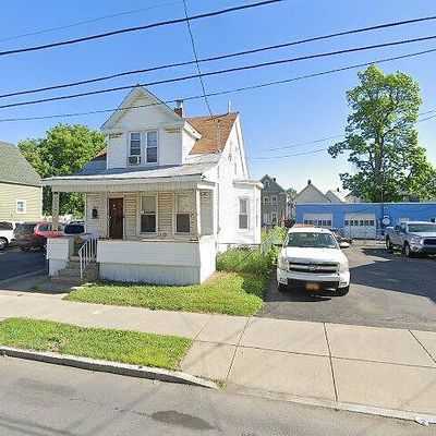 1059 Strong St, Schenectady, NY 12307