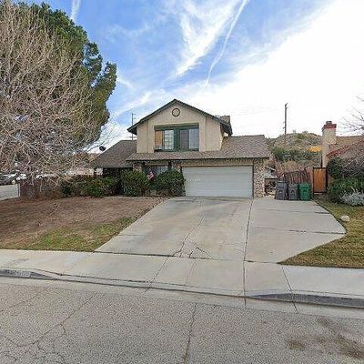 106 Mountainside Dr, Palmdale, CA 93550