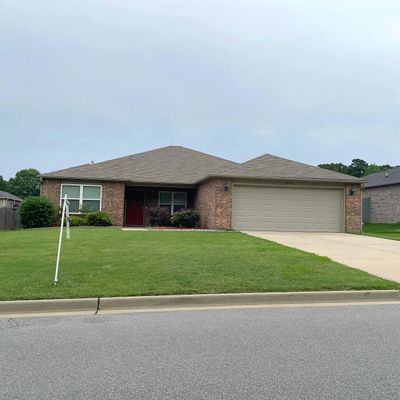 1090 Meadows Edge Dr, Alexander, AR 72002