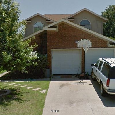 1362 Chinaberry Dr, Lewisville, TX 75077