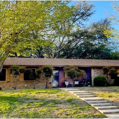 14 Caprice Ln, Lampasas, TX 76550