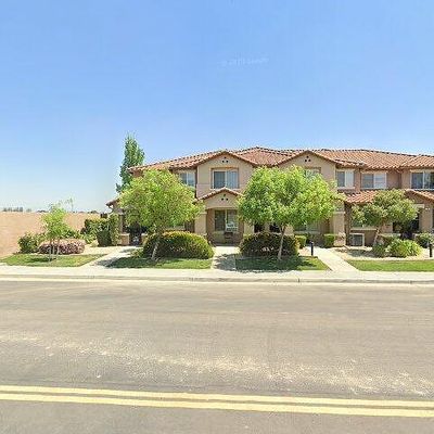 1282 W Walter Ave #20, Fowler, CA 93625