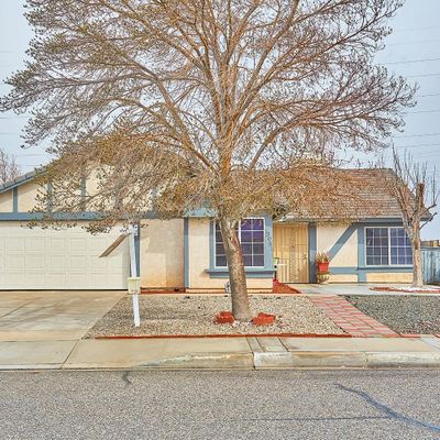 13051 Snowview Rd, Victorville, CA 92392
