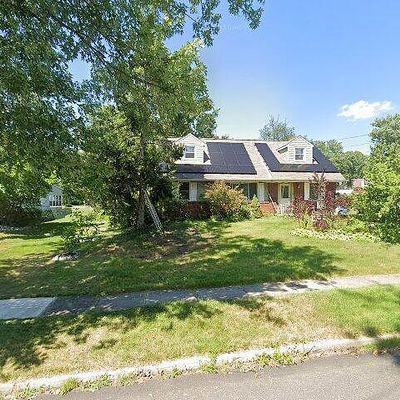 132 Oakdale Rd, Cherry Hill, NJ 08034