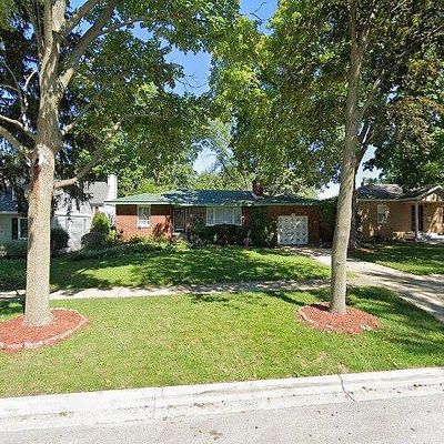 1774 E Forest Ave, Des Plaines, IL 60018