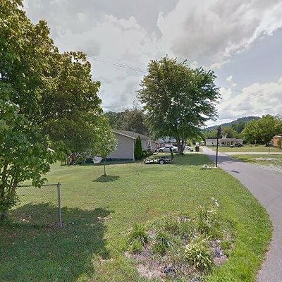 18 Circle Spur, Thelma, KY 41260