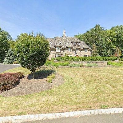 18 Katies Pond Rd, Princeton, NJ 08540