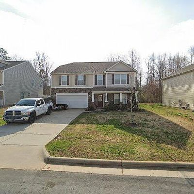 157 Solstice Dr, Haw River, NC 27258