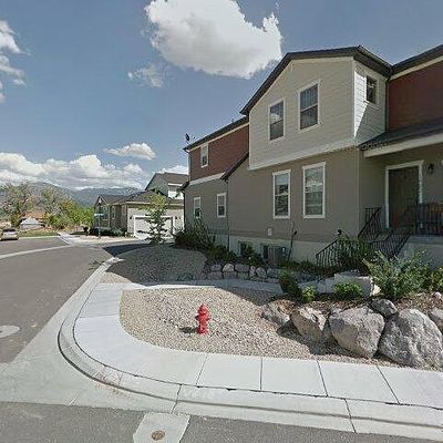 2113 S Mountain View Blvd, Woods Cross, UT 84087