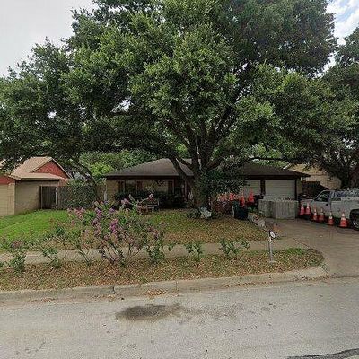 216 Matthew Dr, Crowley, TX 76036