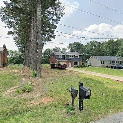 193 Jeff Ave, Lexington, NC 27295