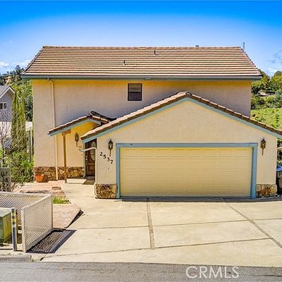 2537 Shoreline Rd, Bradley, CA 93426