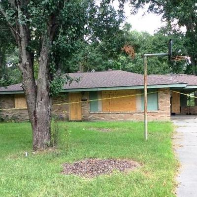 348 Ray Weiland Dr, Baker, LA 70714