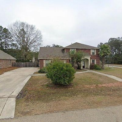 300 Place Saint Julien, Covington, LA 70433