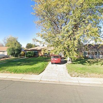 3065 Ivanhoe St, Denver, CO 80207