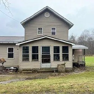 319 Gravel Lick Rd, Strattanville, PA 16258