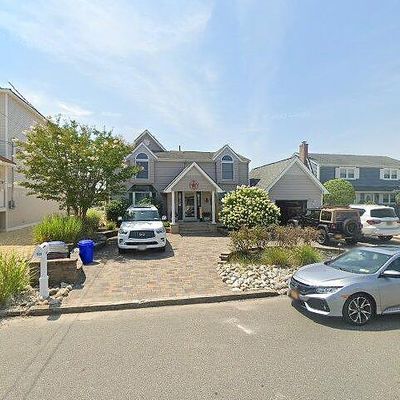 320 W 4 Th St, Ship Bottom, NJ 08008